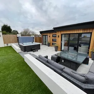 https://the-hideaway-serviced-accommodation.hotelsin-nottingham.com