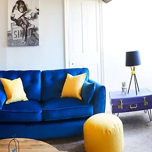  Apartment The Penthouse Queen Margaret's